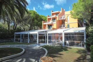 Uappala Lacona Garden & Marina